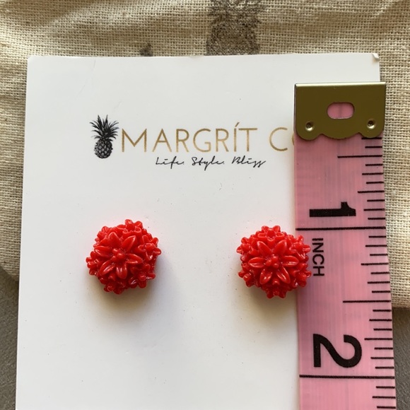 Earrings - Picture 4 of 4